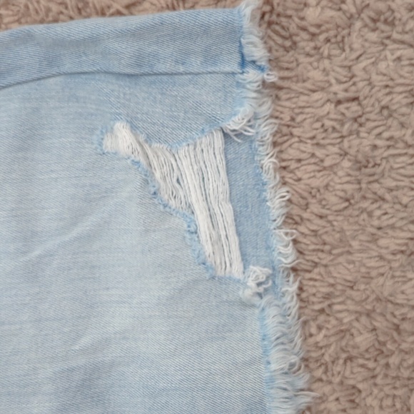Size 4 American Eagle Denim Mini Skirt - Picture 2 of 8